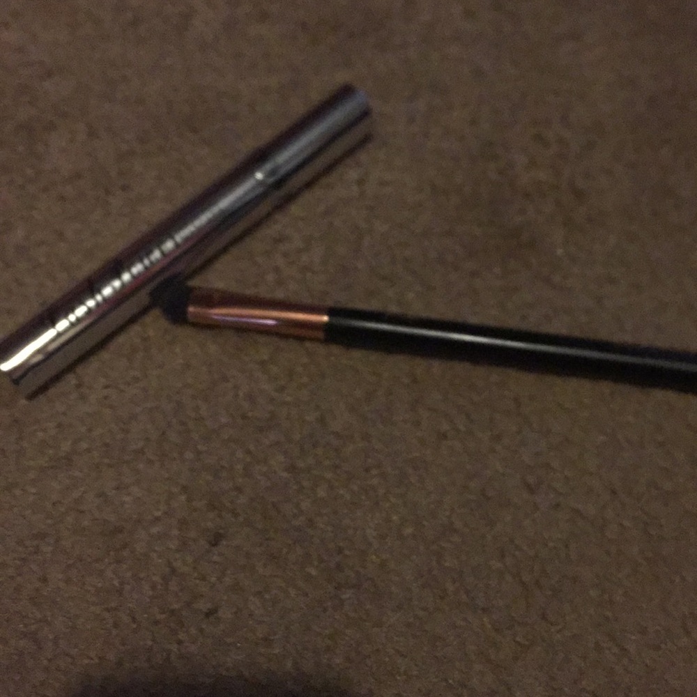 Skone brush and mascara